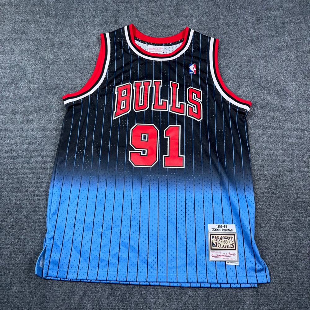 Mitchell & Ness Dennis Rodman Bulls Jersey Youth XL Hardwood Classics Swingman